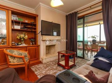 Apartamento · 110m² · 3 Quartos · 2 Vagas · Apartamento Menino Deus com três dormitórios, uma suíte, duas vagas e depósito.,