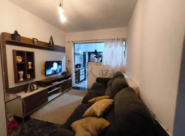Casa · 150m² · 2 Quartos · 2 Vagas · Oportunidade - Casa com Edícula - Cidade Morumbi - 2 Dormitórios - 130m².