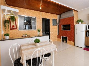 Casa · 44m² · 3 Quartos · 2 Vagas · Casa com 3 quartos no bairro Hípica.