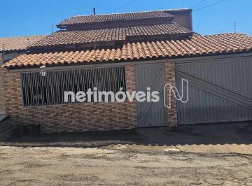 d7435309-39c6-419f-9448-c29c6286d96f.webp · EXCELENTE CASA ARNIQUEIRA!