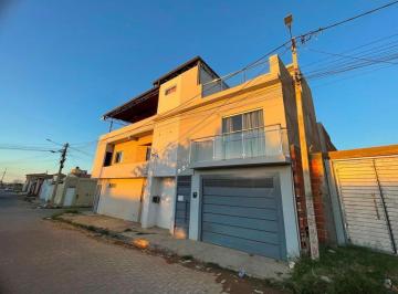 img0 · Apartamento com 3 Quarto(s) e 2 banheiro(s) para Alugar, 180 m² por R$ 2777 / Mês