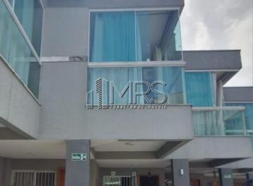 Casa · 73m² · 2 Quartos · 1 Vaga · Espaçosa Casa Sobrado à Venda em Sítio do Campo, Praia Grande - 2 Quartos