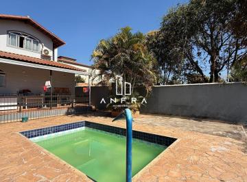 Casa · 243m² · 4 Quartos · 4 Vagas · Casa com 4 Qts, 4 vagas, piscina, sauna e gourmet em Sarzedo