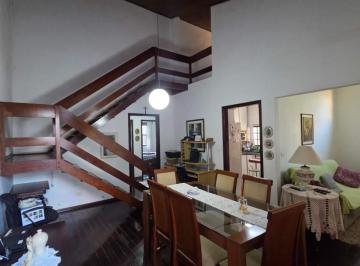 Casa · 155m² · 3 Quartos · 2 Vagas · Casa residencial à venda em Piracicaba (Castelinho) | 3 quartos (2 suítes), 2 vagas e espaço gourmet