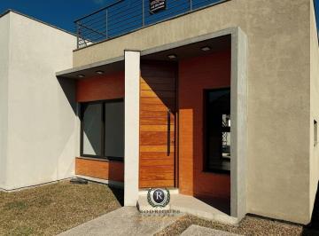 Casa · 360m² · 3 Quartos · 1 Vaga · Casa à venda Bosque das Figueiras Passo de Torres