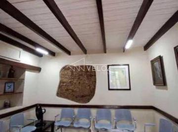 Apartamento · 236m² · 6 Quartos · 1 Vaga · Apartamento : / Residencial / Catete