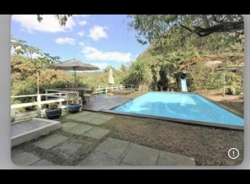 Casa en Venda de 5 quartos · Linda casa de campo dentro da cidade Quintas bela vista