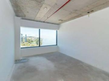 Casa · 34m² · 1 Quarto · 1 Vaga · Sala com 33m², localizada no bairro Praia de Belas em Porto Alegre/RS.