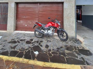 Comercial · 82m² · Sala Comercial vendida junto com o outro conjunto ao lado, e 4 Salas no segundo e terceiro Pavimento