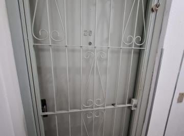Casa · 74m² · 1 Quarto · Sala vendido Junto com o Predio Todo!!