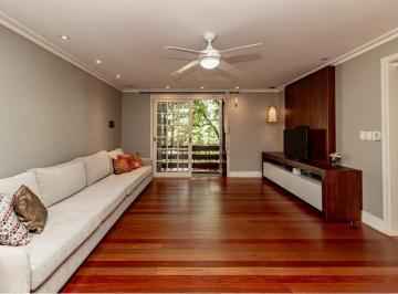 Casa · 320m² · 4 Quartos · 3 Vagas · Casa de Condomínio em Bela Vista