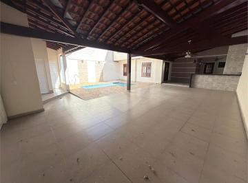 Casa · 264m² · 3 Quartos · 4 Vagas · Condomínio com 3 quartos à venda em Dois córregos - SP