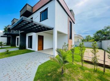 Casa de 3 quartos, Itapoá · Sobrado com 03 dormitórios Itapoá SC a 500 metros da praia