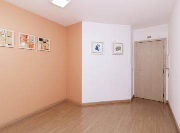 c425cb7c-4f82-4b6b-8082-96db8ea2e6f1 · Conjunto comercial para venda em Saúde, 40m²