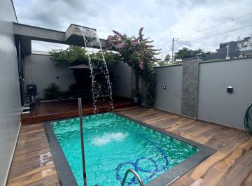 Casa de 3 quartos, Cotia · 172 m² para Viver Bem – Amplitude, Conforto e Valorização