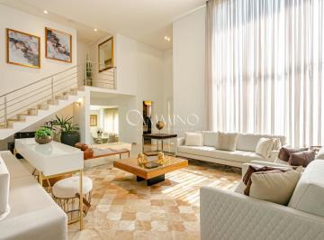 1 · Casa de condomínio mobiliada e decorada com 4 suítes!