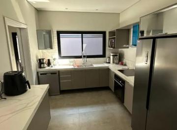 Casa de 4 quartos, São José dos Campos · Casa de condomínio 4 Dormitórios a venda EM URBANOVA