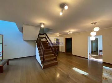 ao2btscbmiub1783550384556.jpg · Casa ampla no Jardim do Mar próximo ao Paço Municipal . 3 suítes, 4 vagas de garagem, 370 m² área co