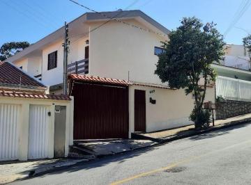 Imagem 1 · Casa para aluguel em Santa Ângela, Poços de Caldas