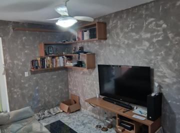 Foto 01 · Apartamento, 2 dorms, 1 banheiro, 1 vaga, sacada, em Taboão, SBC