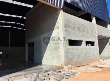 Foto 01 · Locação de Galpão Comercial na Zona Industrial de Sorocaba-SP: 2 Banheiros, 4 Vagas de Garagem, 723,