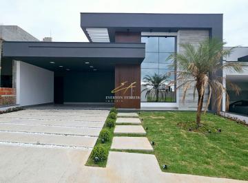Casa de 3 quartos, Indaiatuba · Linda Casa Térrea com 3 Suítes, sendo 2 com Closet, Piscina em Condomínio Fechado em Indaiatuba/SP