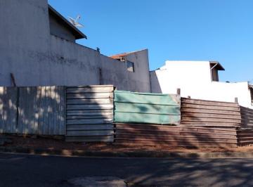 831e844d-2975-4de0-927b-aa1db27f9691.jpg · Terreno em Pompéia  -  Piracicaba