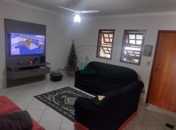 Casa · 110m² · 2 Quartos · 2 Vagas · 🏡 Sobrado Charmoso à Venda no Bairro Água Branca – Piracicaba/SP