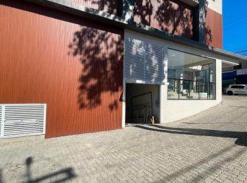 Comercial · 906m² · Loja na Avenida Mazzei, 326 • 906 m²