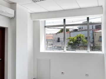 Comercial · 25m² · na Rua Padre Adelino, 1822 - sala 3 • 25 m²
