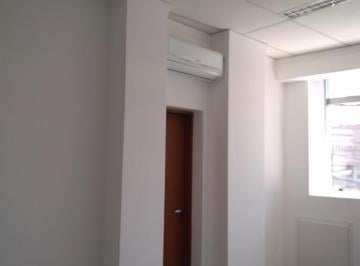 Comercial · 250m² · na Rua Padre Adelino, 1822 - Sala 8 • 250 m²