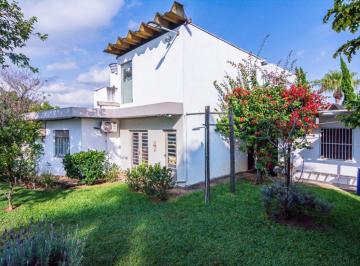 6d866b94-a0d3-4a6d-b376-b2bd99433551 · Casa para venda em Jardim Leonor com 4 quartos, 235m²