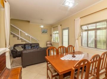 d099bb8d-895a-4bba-902f-2ad5ee57926f · Confortável sobrado para venda em Jardim Maracanã com 4 quartos, 180m²