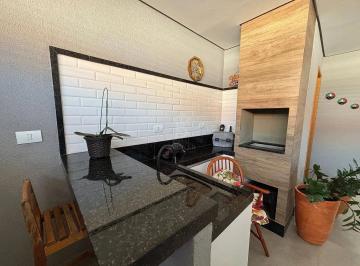 Casa · 3 Quartos · 1 Vaga · Casa 3 Quartos com 1 Suíte - Jardim Colibri
