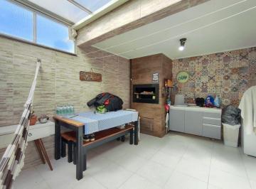 Casa · 100m² · 2 Quartos · 2 Vagas · CASA 02 quartos em condomínio
