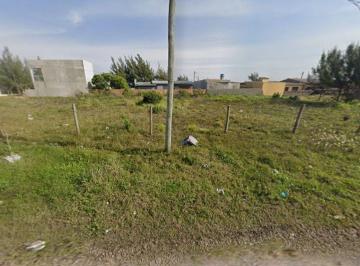 Terreno · 300m² · Terreno em Capão Novo com 300m² a 2 quadras do mar