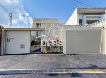 Casa · 197m² · 3 Quartos · 4 Vagas · Residencial Barravento - Casa 3 quartos, sendo 3 suítes
