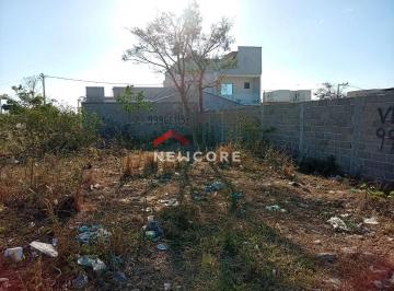 Terreno · 160m² · Lote em Praça Doutor Barcelos Martins - Parque Jardim Carioca - Campos dos Goytacazes/RJ