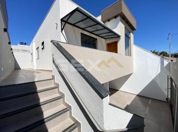 Casa · 150m² · 3 Quartos · 4 Vagas · Casa à Venda com 03 Quartos no Bairro Jardim das Oliveiras em Divinópolis MG.