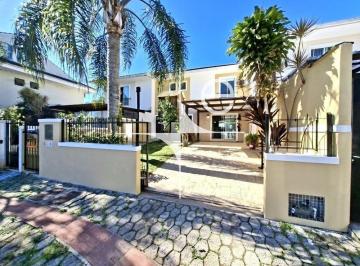 Casa · 210m² · 3 Quartos · Casa para aluguel - na Campeche