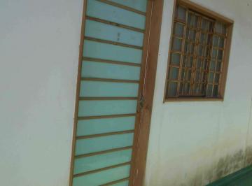 Casa · 50m² · 1 Quarto · 1 Vaga · Casa para alugar em Santos Dumont de 50.00m² com 1 Quarto e 1 Garagem