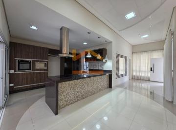 Casa · 258m² · 3 Quartos · 4 Vagas · Casa de Condomínio para venda em Terras Di Siena de 257.97m² com 3 Quartos, 1 Suite e 4 Garagens