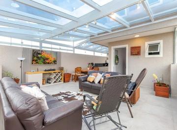 Foto 1 ·
Sobrado/Triplex em condomínio, com lindo espaço para receber família e amigos,