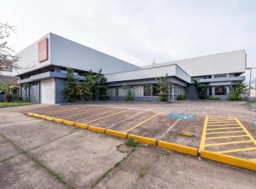 48762_ijS72162T8db96mO8ia_4876269179918c5217.jpg · Prédio comercial com estacionamento e 1237m²!