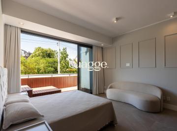 img285265468 · Apartamento Garden para alugar em Petrópolis com 1 quarto, 2 vagas e ótima loca