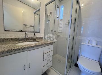 Apartamento · 67m² · 2 Quartos · Apartamento à venda com 2 dormitórios na Praia Brava, Florianópolis.