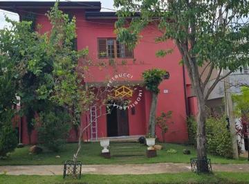Casa de 4 quartos, Campinas · OPORTUNIDADE CASA PARA LOCAÇÃO NO SWISS PARK CAMPINAS.
