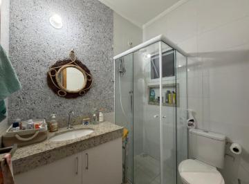 bd3e9a3a-b905-4249-a36d-8209df11d9a3 · Aconchegante sobrado para venda em Vila Nivi com 3 quartos, sendo 1 suíte, 84m²