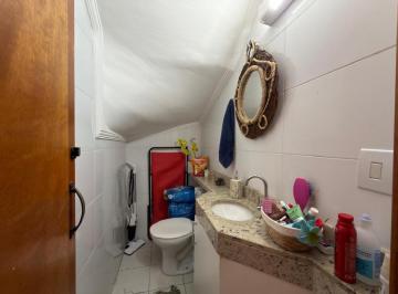 d4076809-18d4-4e26-beb4-96085d10b8ae · Sensacional sobrado para venda em Vila Nivi com 3 quartos, sendo 1 suíte, 84m²