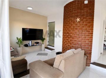 Casa · 248m² · 5 Quartos · 2 Vagas · Sobrado com 5 Dormitórios, Piscina e Área Gourmet no Centro de Peruíbe